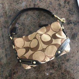 Signature Coach Small Purse